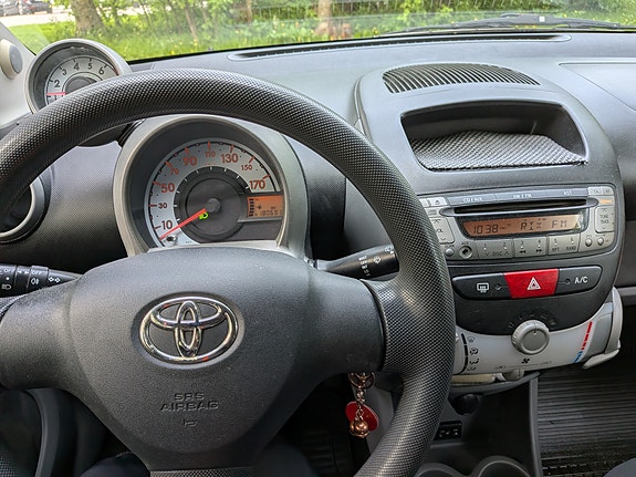 Toyota Aygo 9 of 13