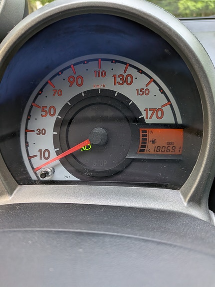 Toyota Aygo 10 of 13