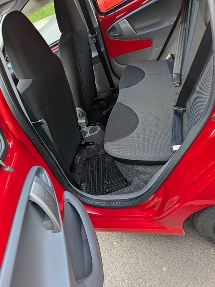 Toyota Aygo 5 of 13