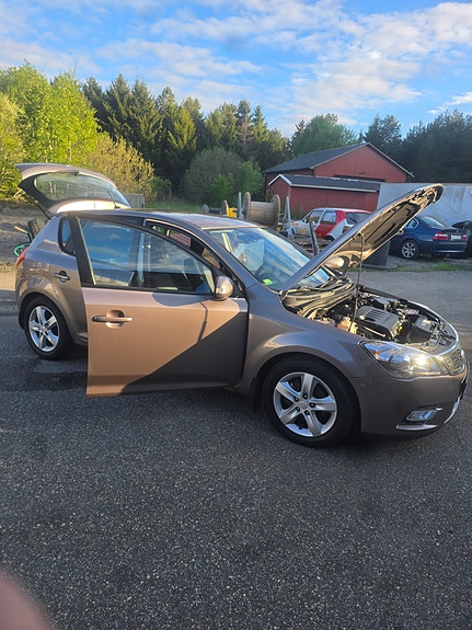 Kia Ceed 5 of 11