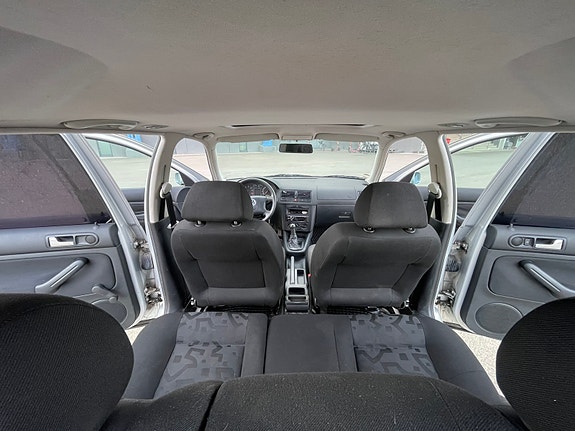 Volkswagen Golf IV 9 of 12