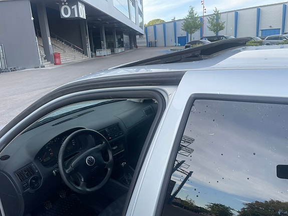 Volkswagen Golf IV 6 of 12