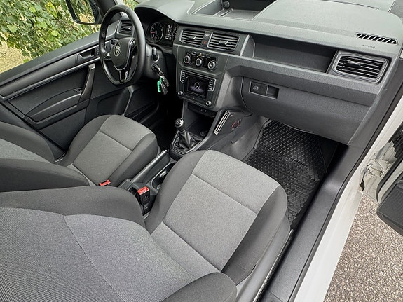 Volkswagen Caddy 9 of 15
