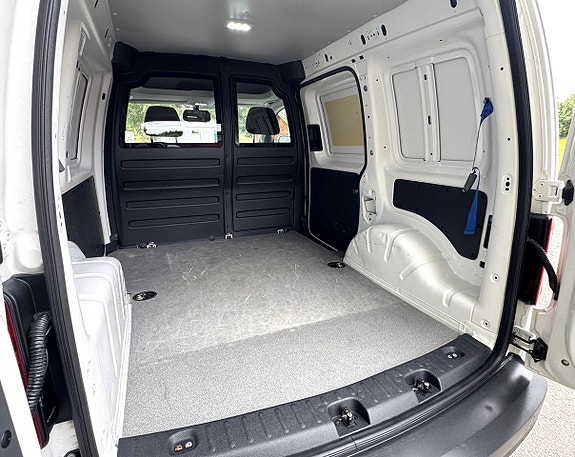 Volkswagen Caddy 12 of 15