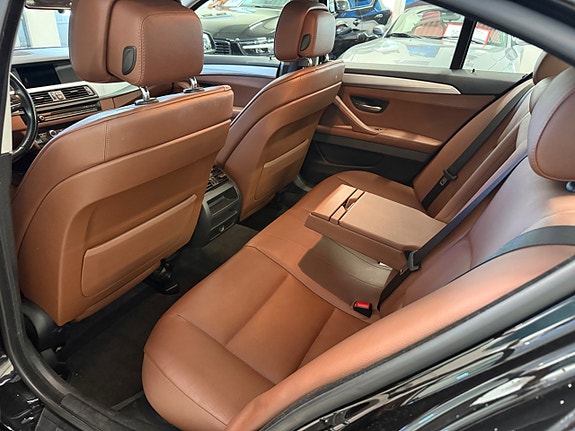 BMW 520d 10 of 15