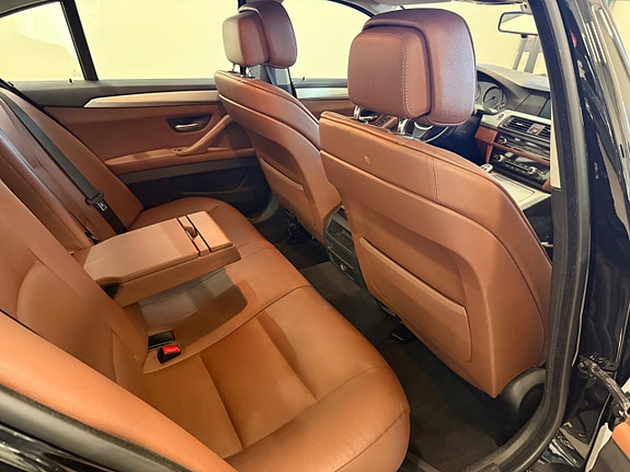 BMW 520d 12 of 15