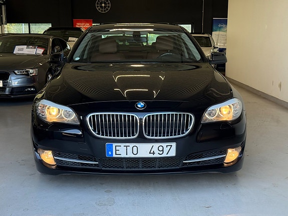 BMW 520d 2 of 15