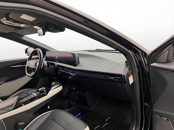 Kia EV6 13 of 30