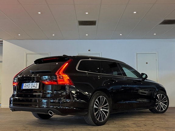 Volvo V90 9 of 30