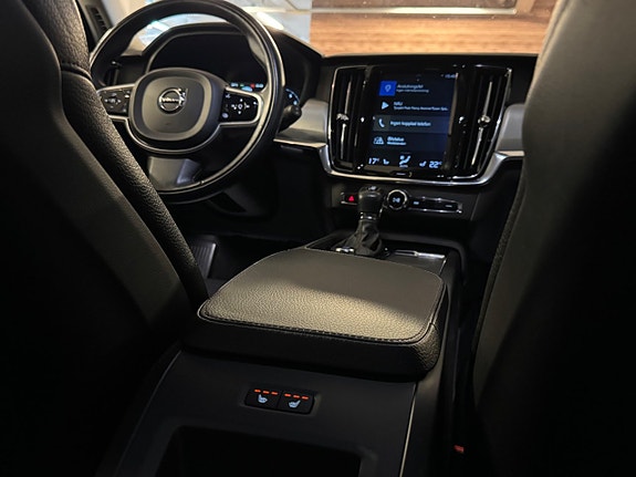 Volvo V90 26 of 30