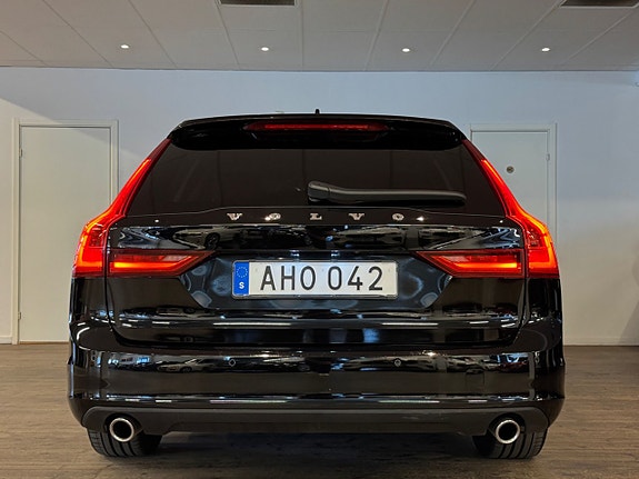 Volvo V90 11 of 30