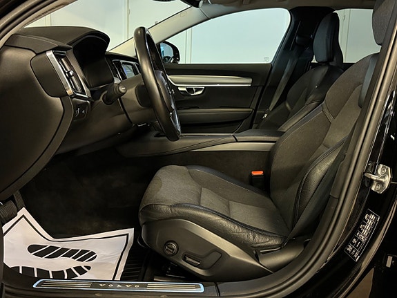 Volvo V90 17 of 30