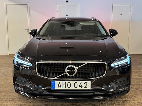 Volvo V90 5 of 30