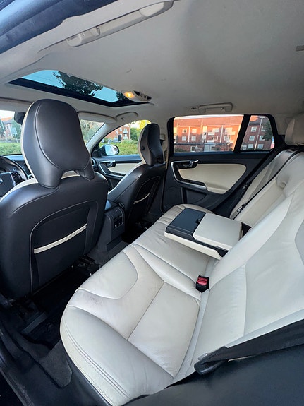 Volvo V60 8 of 10