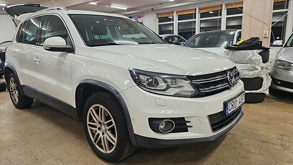 Volkswagen Tiguan 2 of 21