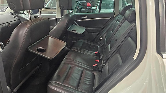 Volkswagen Tiguan 15 of 21