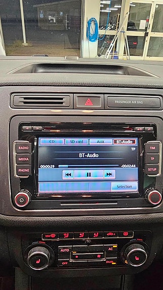 Volkswagen Tiguan 16 of 21