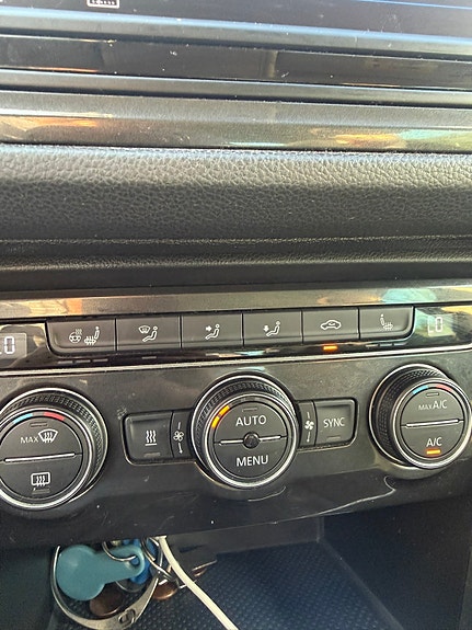 Volkswagen Tiguan 17 of 21