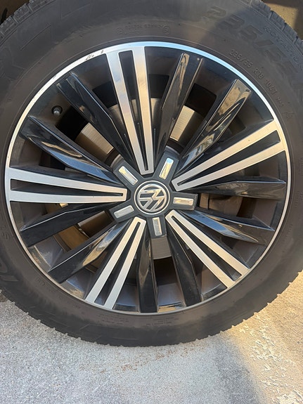 Volkswagen Tiguan 8 of 21