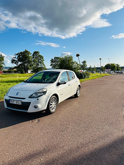 Renault Clio 4 of 8