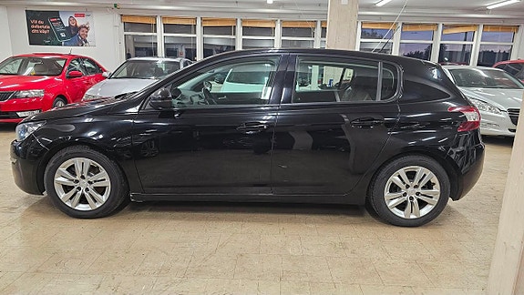 Peugeot 308 6 of 16