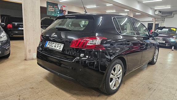 Peugeot 308 3 of 16