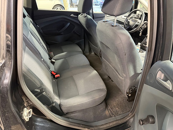 Ford C-Max 7 of 11