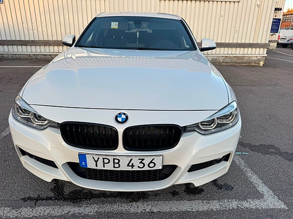 BMW 318d 21 of 24