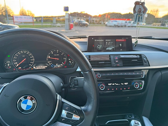 BMW 318d 15 of 24