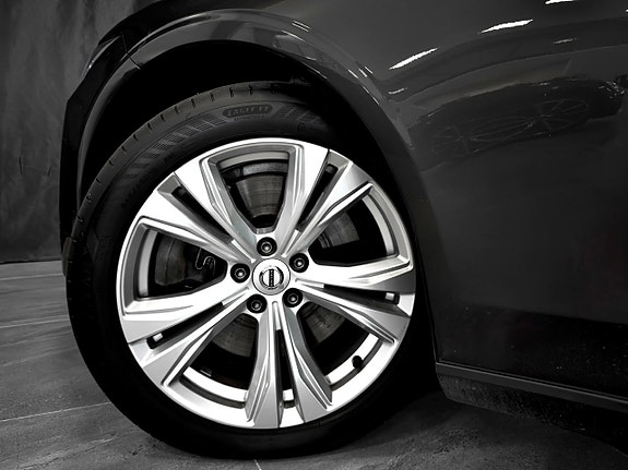 Volvo V90 11 of 30