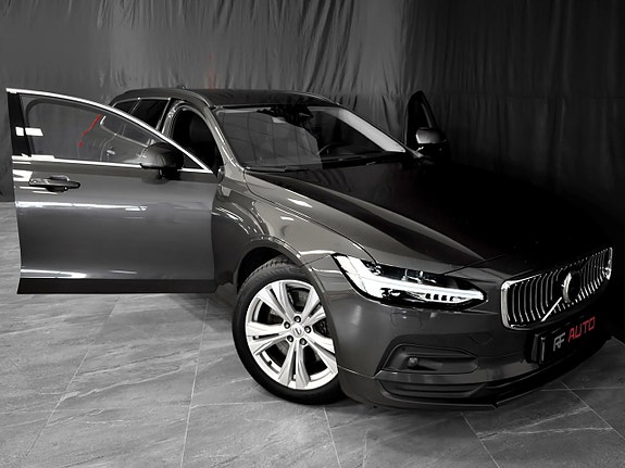 Volvo V90 4 of 30