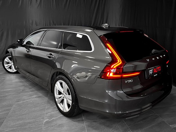 Volvo V90 12 of 30