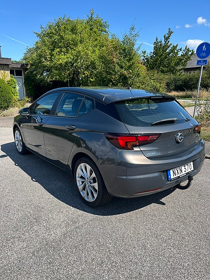 Opel Astra 5 of 7