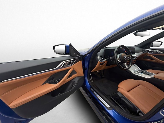 BMW i4 9 of 30