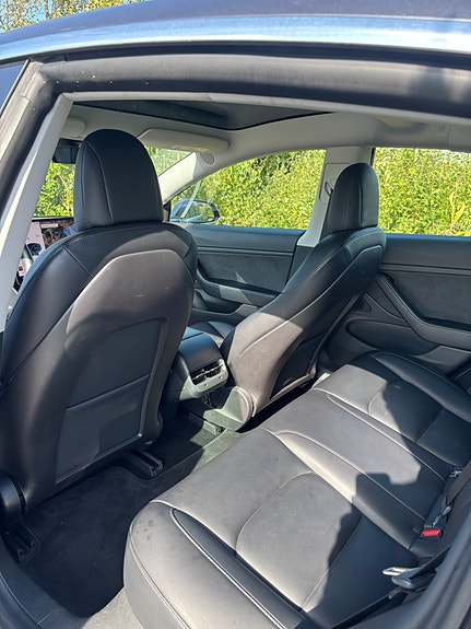 Tesla Model 3 14 of 21