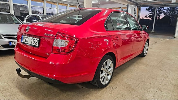 Skoda Rapid 3 of 11