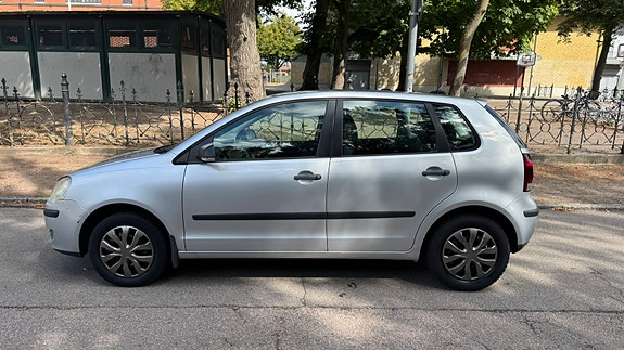 Volkswagen Polo 6 of 8