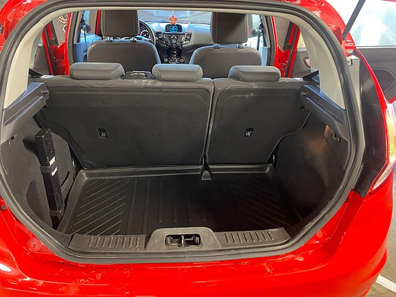 Ford Fiesta 6 of 13