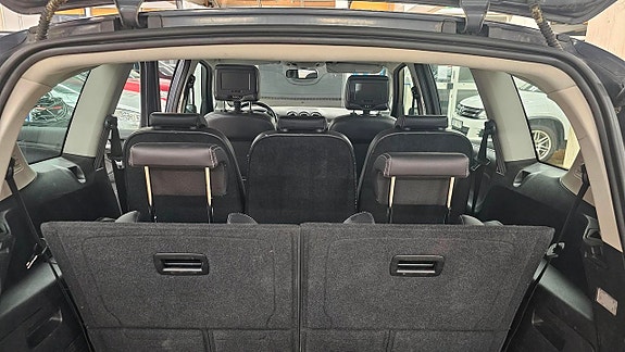 Ford S-MAX 9 of 26