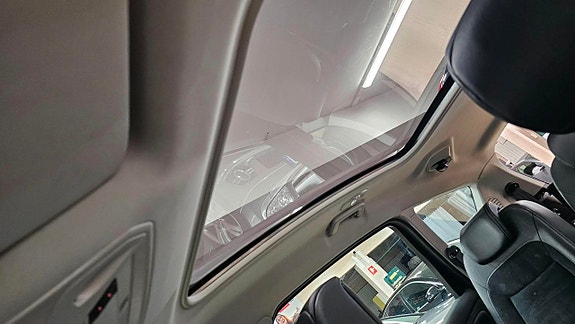 Ford S-MAX 25 of 26