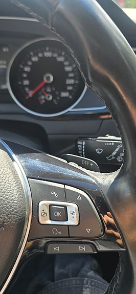 Volkswagen Passat 11 of 19