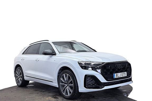 Audi Q8 4 of 30