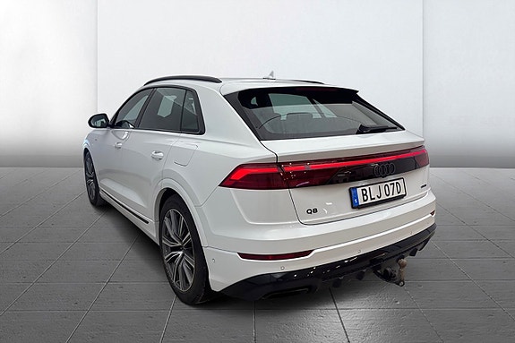 Audi Q8 5 of 13