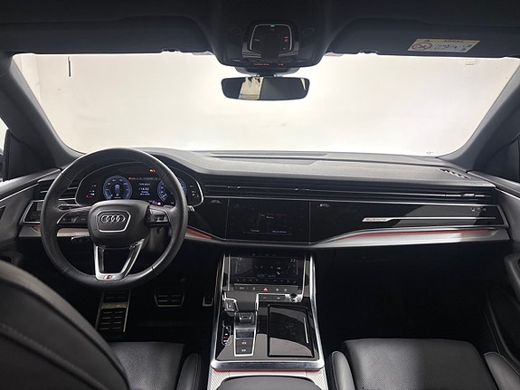 Audi Q8 9 of 13