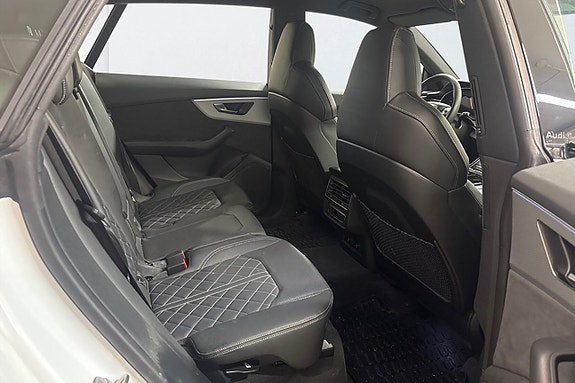 Audi Q8 8 of 13