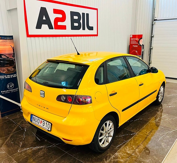 Seat Ibiza 5 of 17