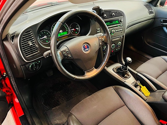 Saab 9-3 16 of 21