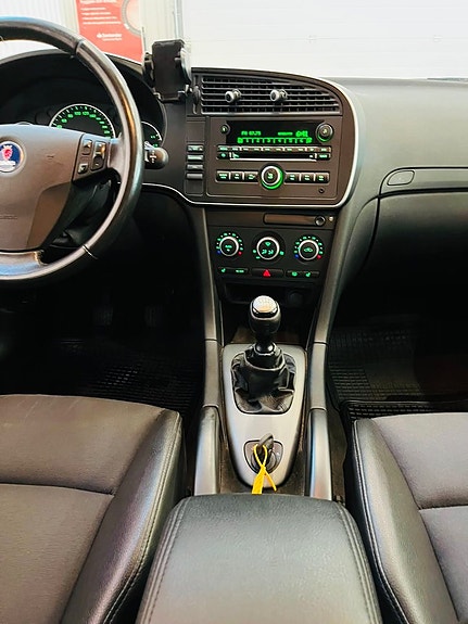 Saab 9-3 15 of 21