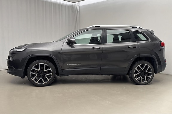 Jeep Cherokee 3 of 13