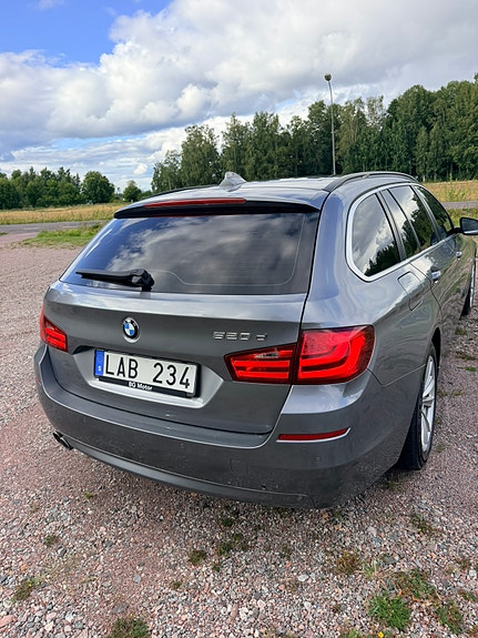 BMW 520d 3 of 8